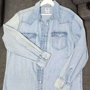 BRAND NEW!! LEVIS DENIM MEN'S SHIRT - LARGE
